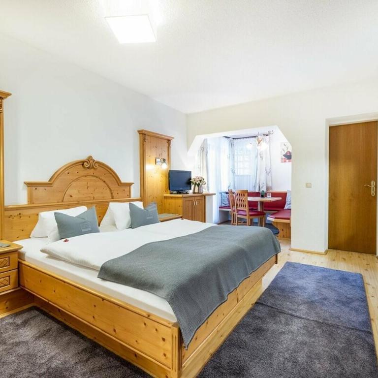 Sportpension Bergblick - Apartment mit 4 Schlafzimmern und einem Balkon - 20