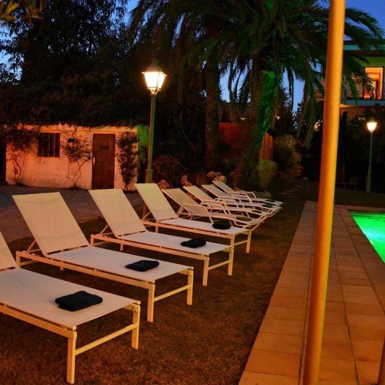 Villa Sitges El Ranch Amaizing Outdoor Areas Beaches at 5 minutes walk Sitges at 15 min drive AC Pool Jacuzzi & Garden XXL - Villa - 41