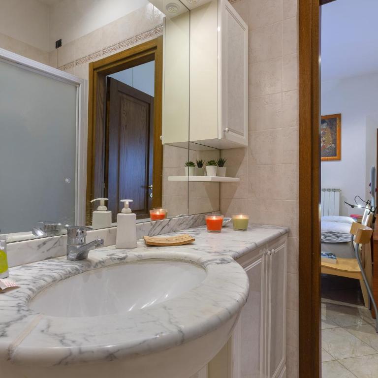 GuestHost - Bologna Santa Maria dei Servi Apartment x3 - Studio Apartment - 9