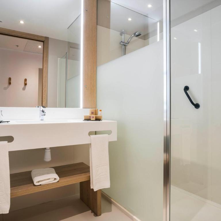 Golden Hotel Barcelona - Double Room - 4