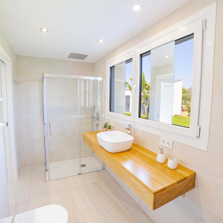 Villa Mariona - Villa with Private Pool - 26