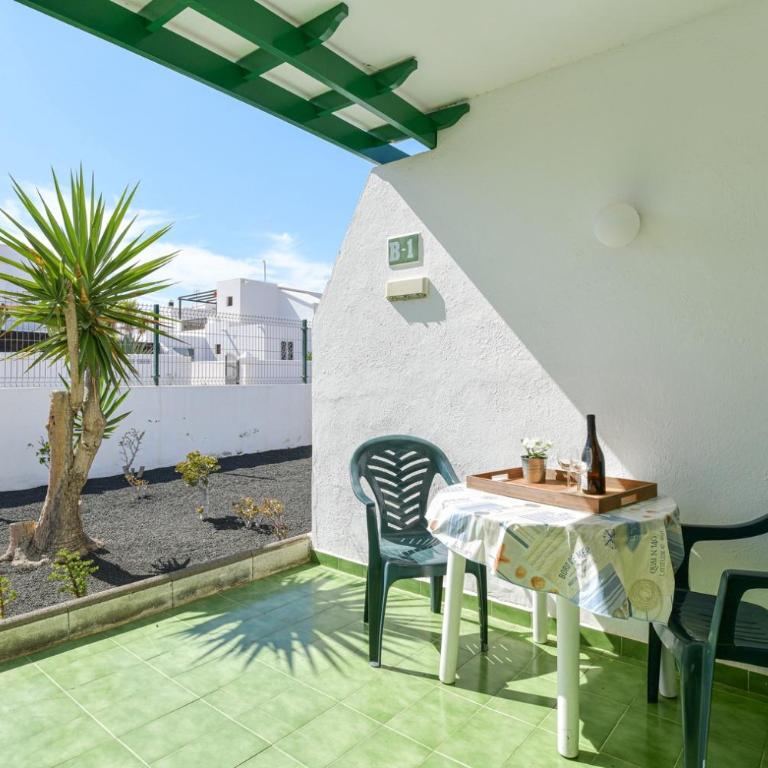 Las Mimosas. Bajo con Wifi. Piscinas comunitarias - Apartamento de 1 dormitorio - 5