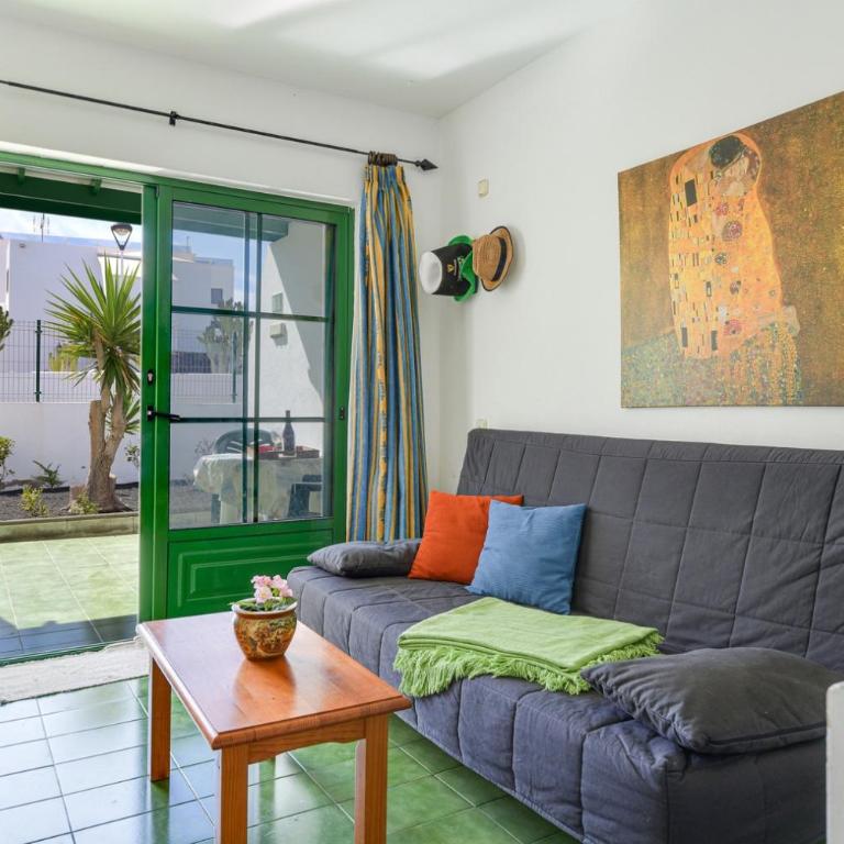 Las Mimosas. Bajo con Wifi. Piscinas comunitarias - Apartamento de 1 dormitorio - 7