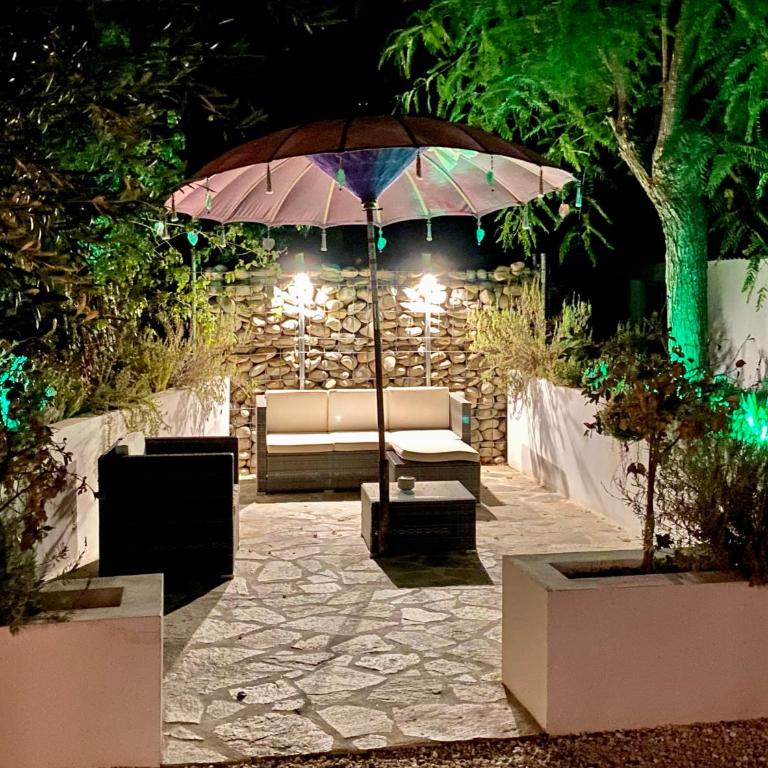 Casa Baliza, adults only - Deluxe Queen Room - 5