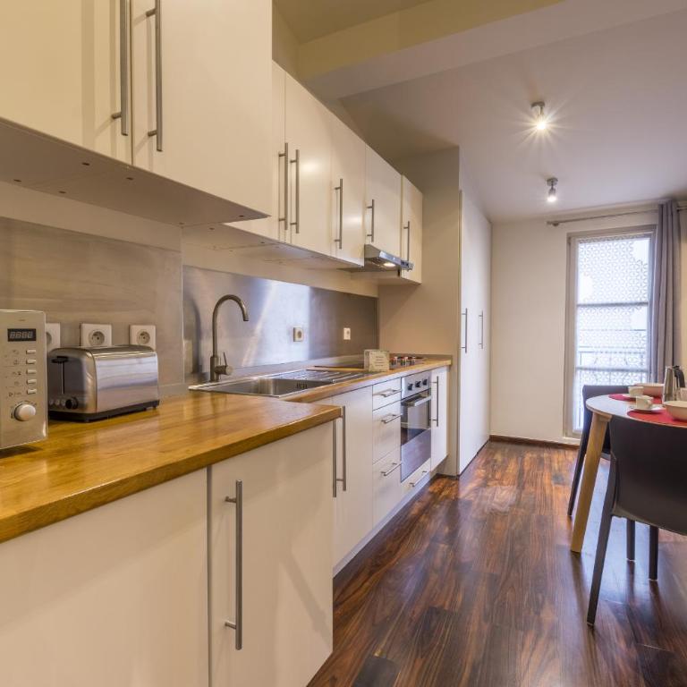 My Hotel Peyrou - Premiere conciergerie - Appartement - Vue sur Jardin - 3