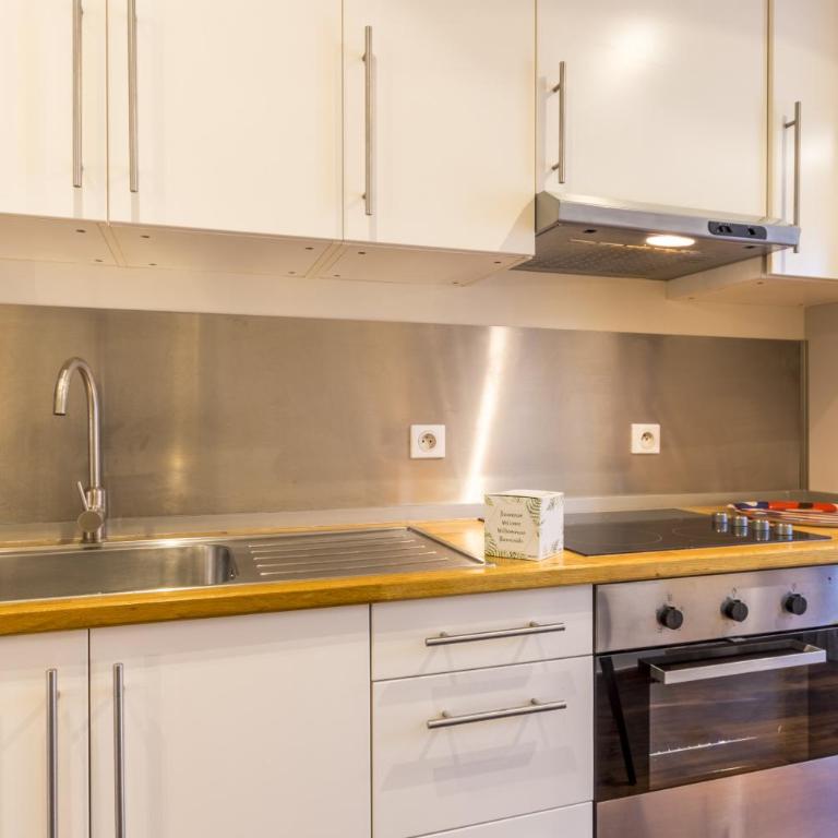 My Hotel Peyrou - Premiere conciergerie - Appartement - Vue sur Jardin - 10