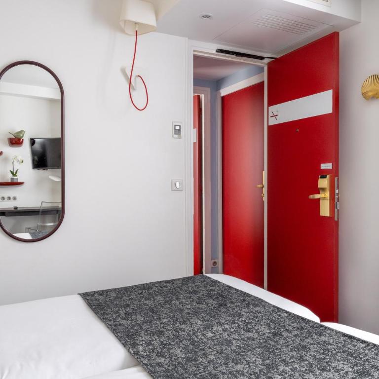 Hotel Astoria - Astotel - Chambre Familiale - 2 Chambres - 8