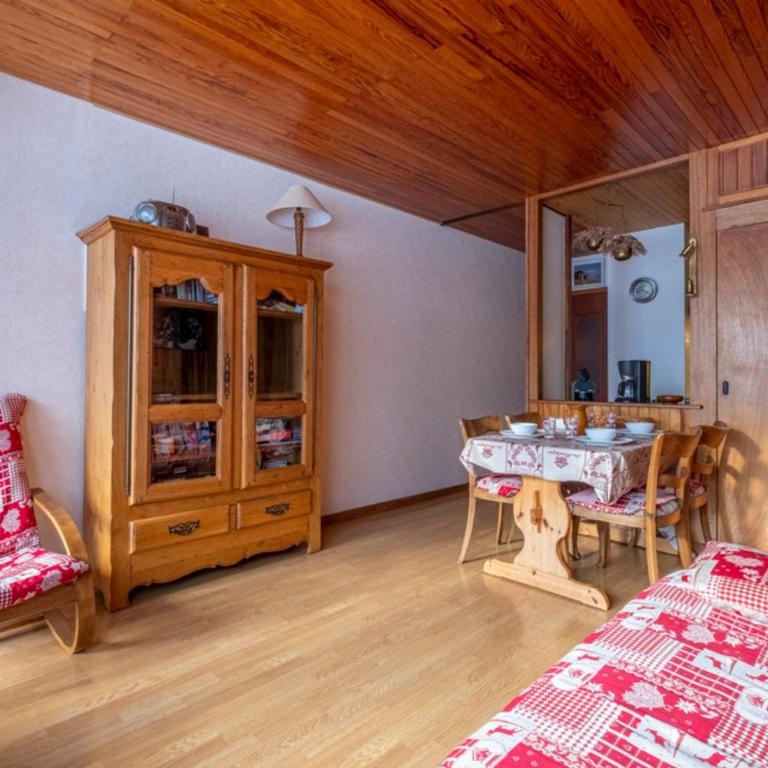 Apartment With Balcony Close To The Ski Slopes - Appartamento - 8