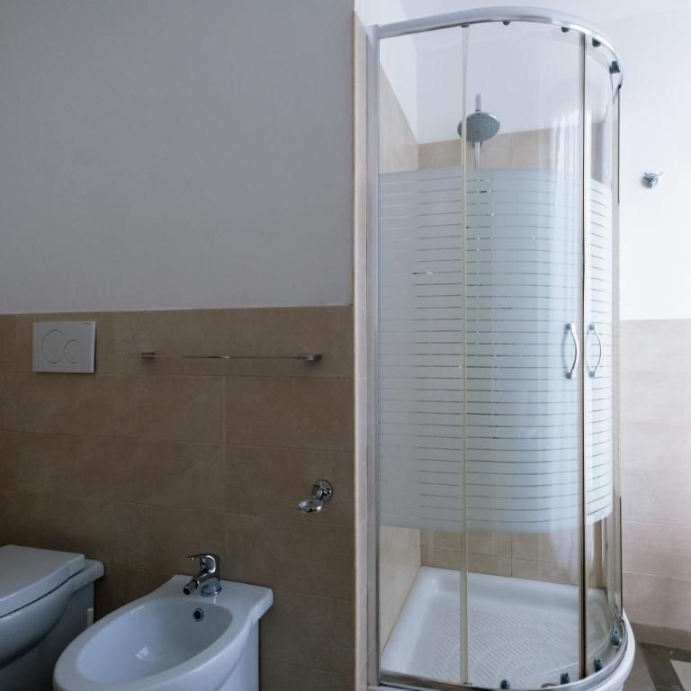Ada Suites & Spa - Camera Matrimoniale Deluxe (2 Adulti + 1 Bambino) - 7