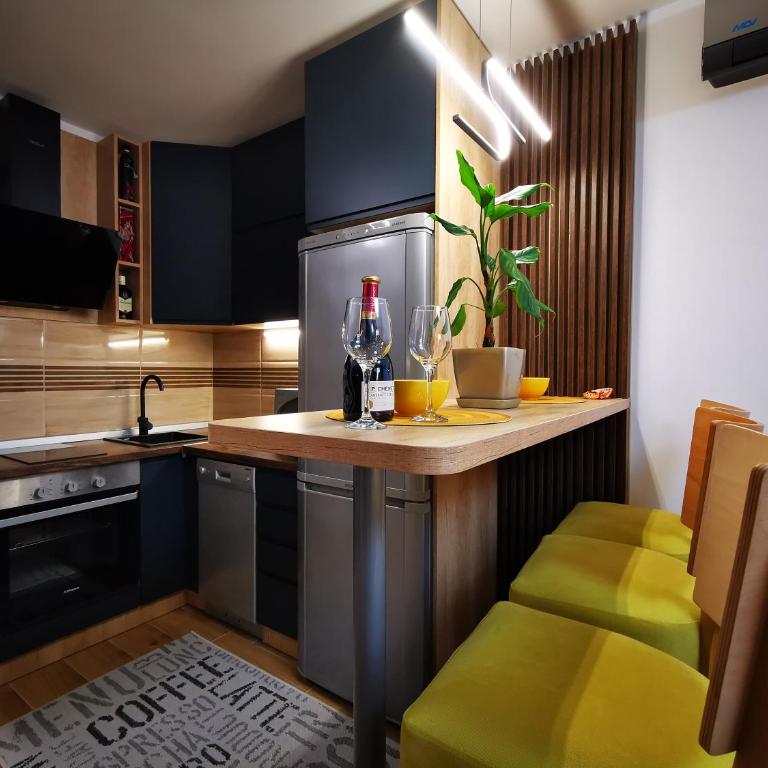 Avenija - One-Bedroom Apartment - 6