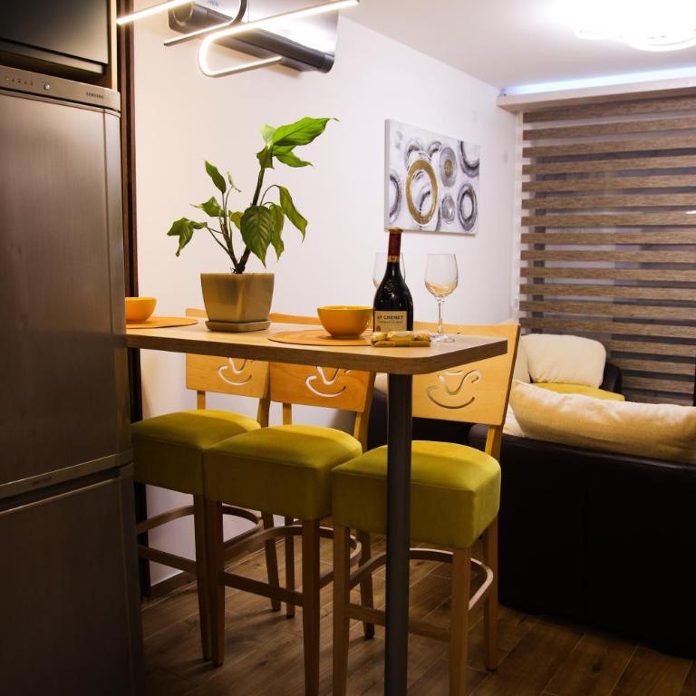 Avenija - One-Bedroom Apartment - 7