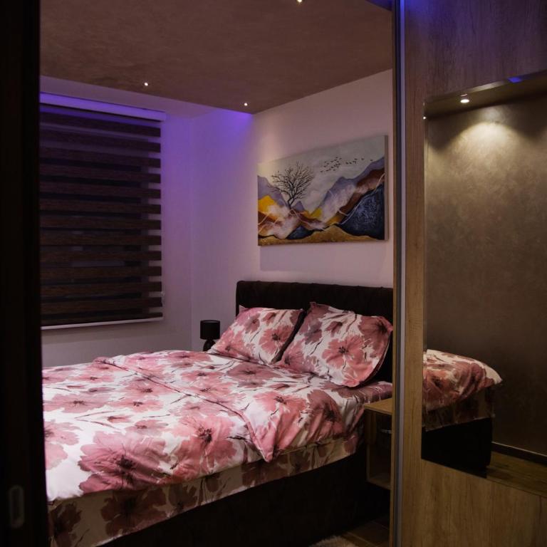 Avenija - One-Bedroom Apartment - 62