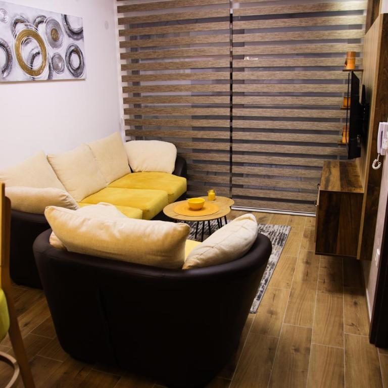 Avenija - One-Bedroom Apartment - 88