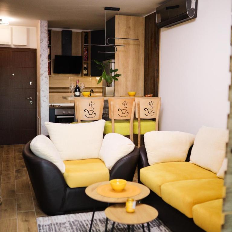 Avenija - One-Bedroom Apartment - 93