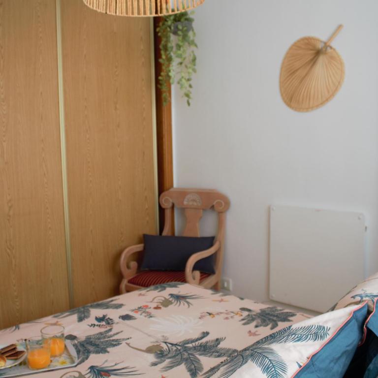 LUNAROOM Center & Quiet Guesthouse - Double Room with Shared Bathroom - 10