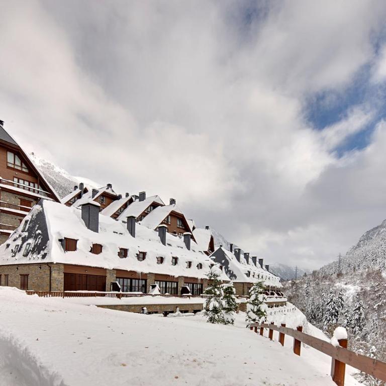 Val de Ruda Luxe 67 by FeelFree Rentals - Two-Bedroom Apartment - 23