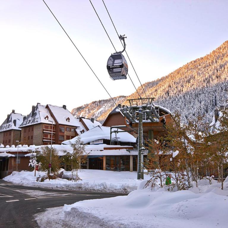 Val de Ruda Luxe 67 by FeelFree Rentals - Two-Bedroom Apartment - 26