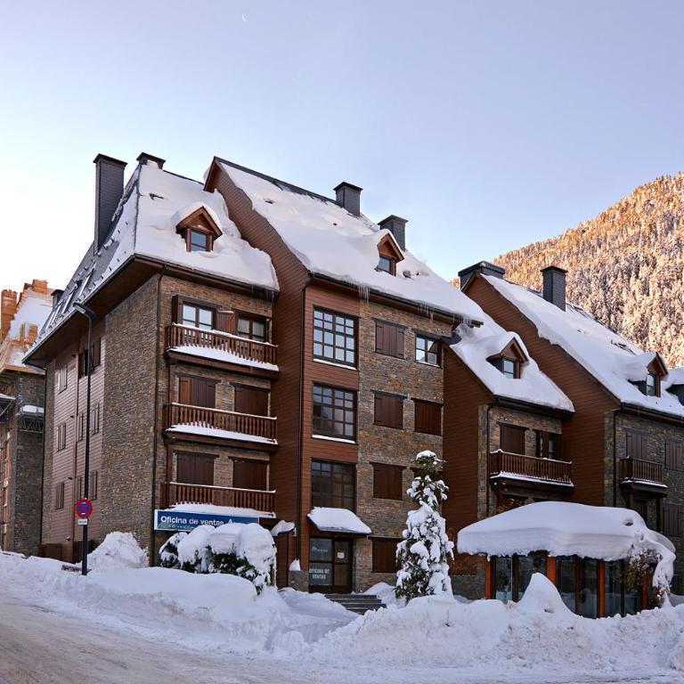 Val de Ruda Luxe 67 by FeelFree Rentals - Two-Bedroom Apartment - 22