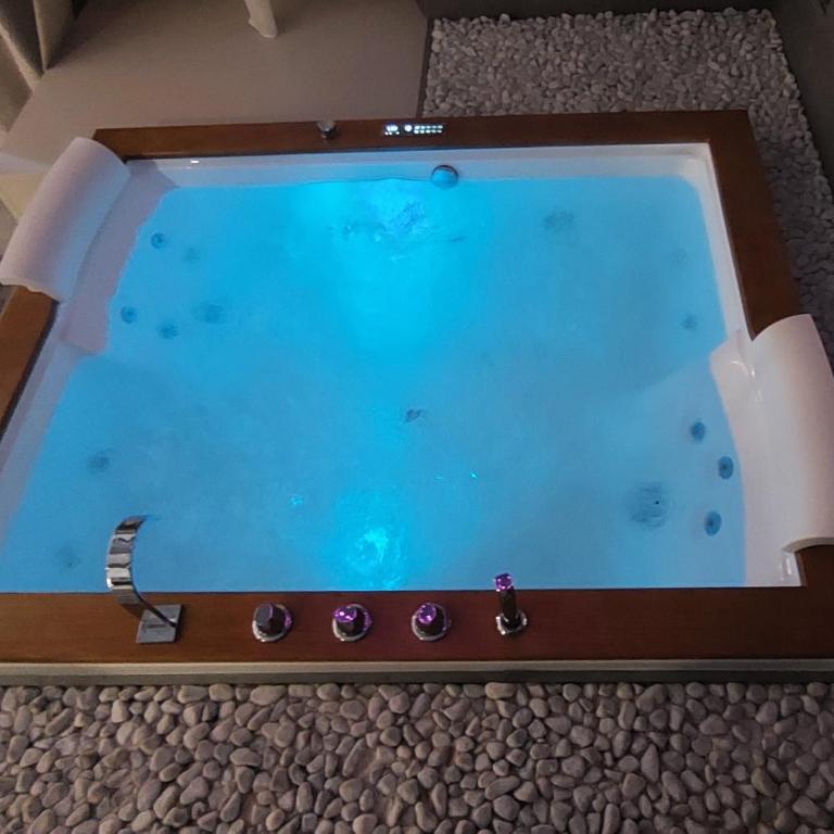 HYDROSUITE - Appartamento con 1 Camera da Letto - 3