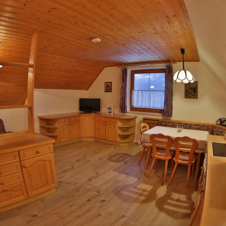 Haus Edlinger - Two-Bedroom Apartment - 2