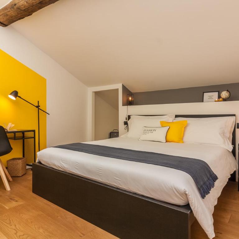 Casa Rusconi - Appartamento con Balcone - 23
