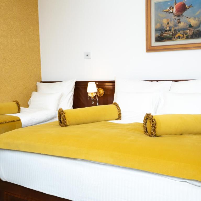 Hotel Integra Banja Luka - Klasična Trokrevetna Soba - 2
