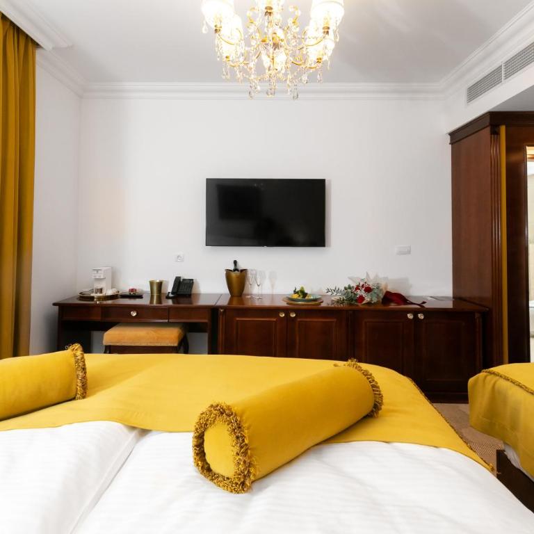 Hotel Integra Banja Luka - Klasična Trokrevetna Soba - 3