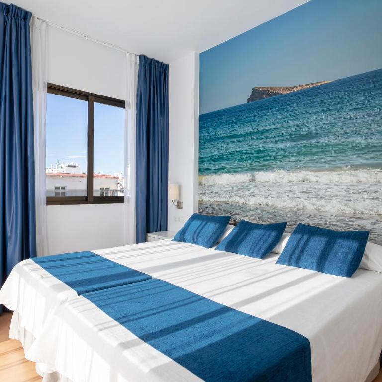 Hotel Avenida - Suite Junior con balcón - 8