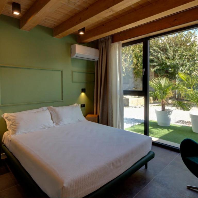 Nuovo B&B WhyNot? a Vicenza - Camera Matrimoniale con Vista Giardino - 3