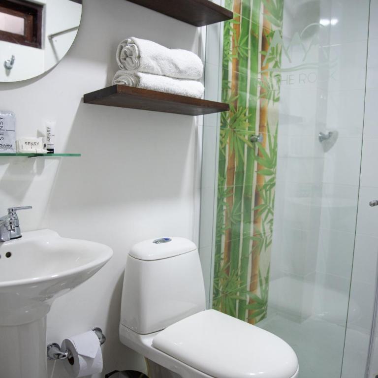 Hotel On The Rock - Habitación Doble - 5
