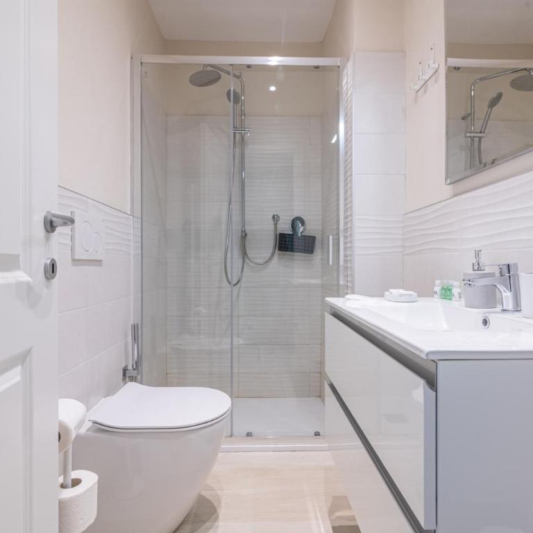 B&B La Stella - Triple Room with Private Bathroom - 4