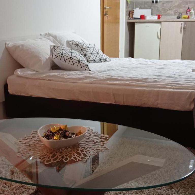Sleep and drive No1 - One-Bedroom Apartment - 2