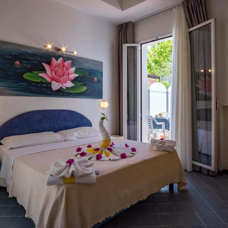 Hotel Villa dei Fiori - sul mare con piscina - Camera Matrimoniale con Balcone - 3