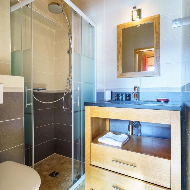 Alpe d'Huez Houses - Les Balcons du Golf - Chalet - 28