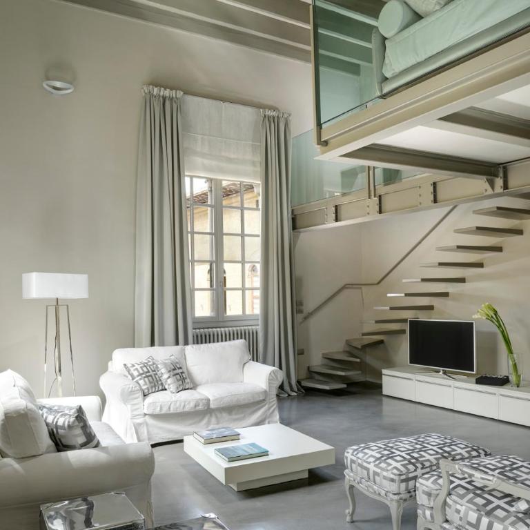 Strozzi Square Amazing House - Deluxe Apartment - 2