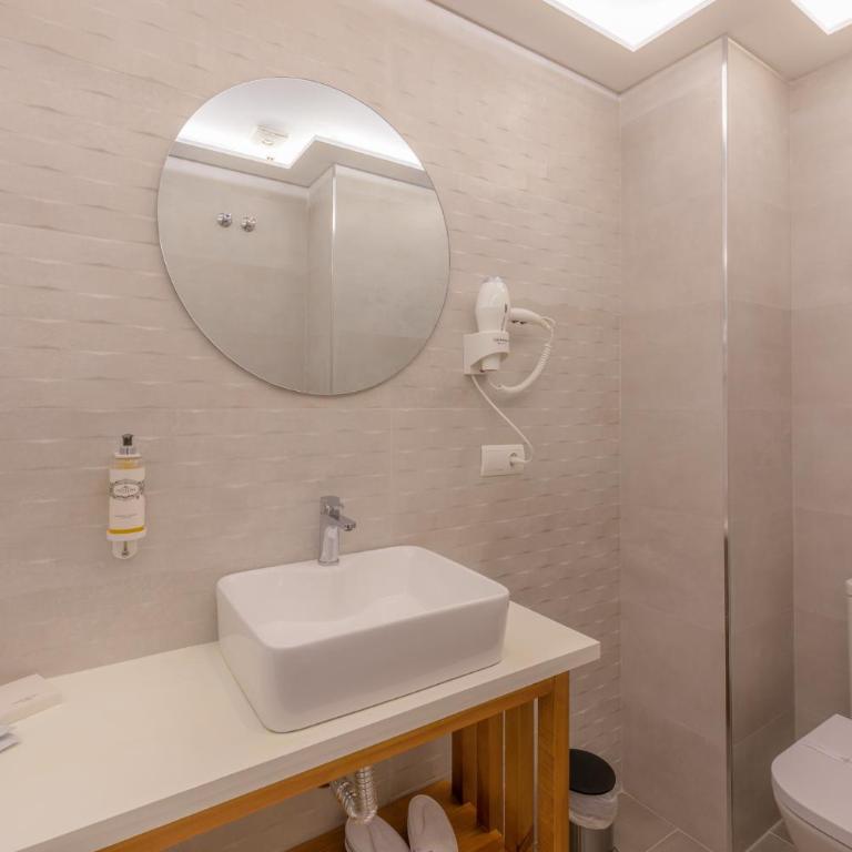 Hotel Boutique Sibarys - Adults Recommended - Habitación Doble Deluxe con balcón - 29