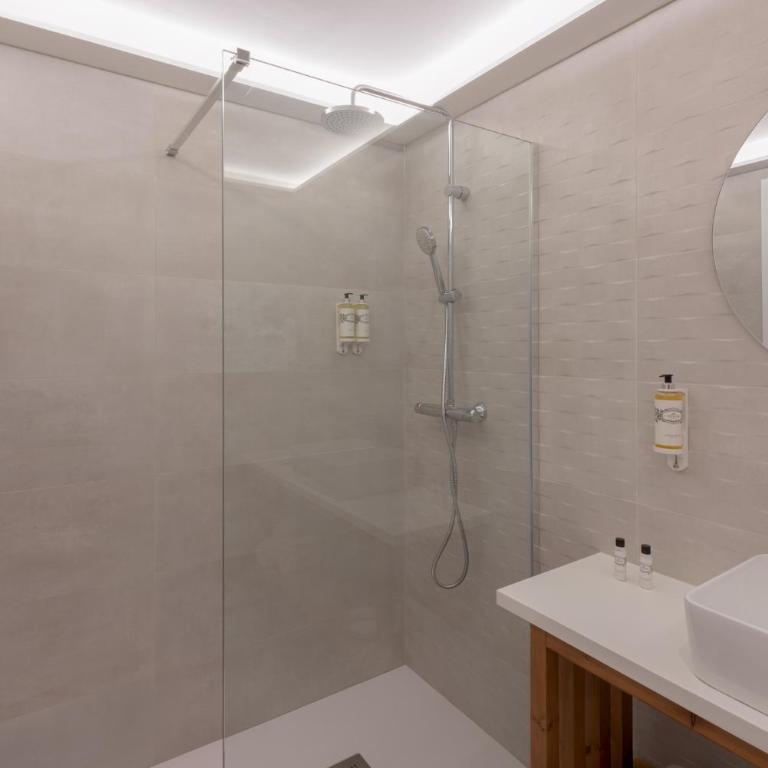 Hotel Boutique Sibarys - Adults Recommended - Habitación Doble Deluxe con balcón y vistas parciales al mar - 31