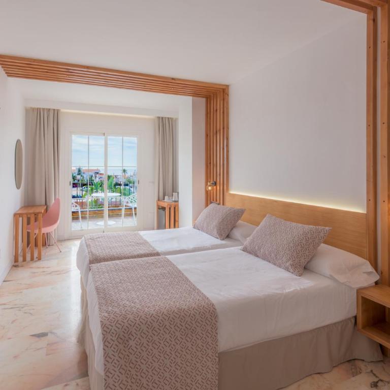 Hotel Boutique Sibarys - Adults Recommended - Habitación Doble Deluxe con balcón y vistas parciales al mar - 27