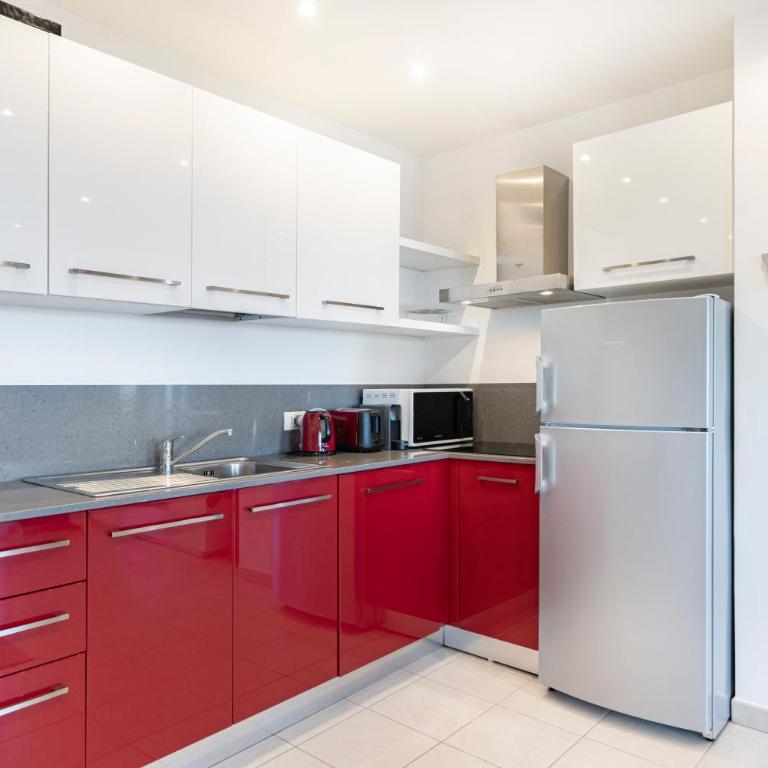 Frontière Monaco, Terrasse, Vue Mer, Parking - AB - Appartement 2 Chambres - 14