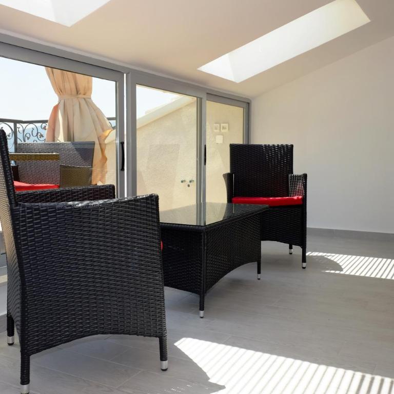 Apartment SM - One-Bedroom Apartment with Terrace and Sea View - Attic - 21