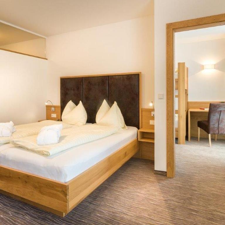 Almhotel Kärnten - Comfort Familienzimmer - 6