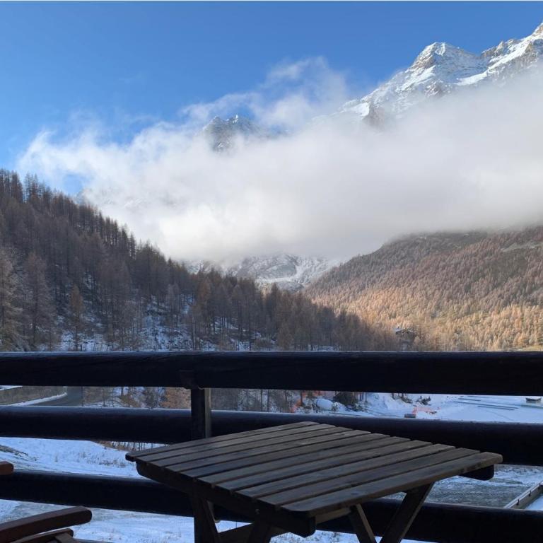 Cervinia Apartment 2112 - Appartamento con Vista Montagna - 1