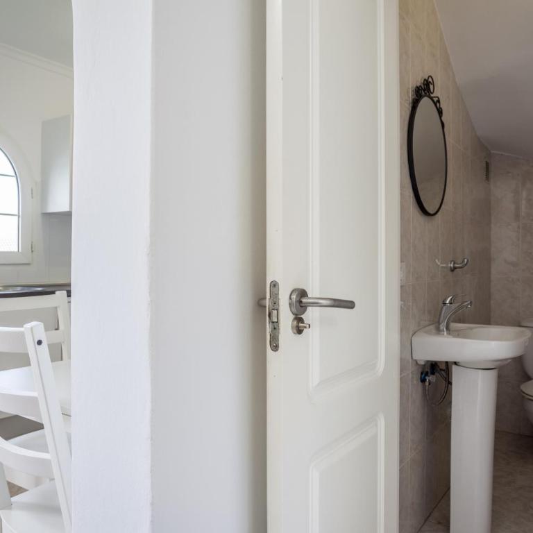 Galera Beach Boutique Art Villas with Private Pools, Free Wifi & BBQ, Corralejo by Amazzzing Travel - Villa Playa - 15