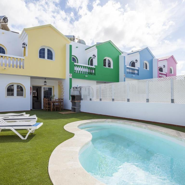 Galera Beach Boutique Art Villas with Private Pools, Free Wifi & BBQ, Corralejo by Amazzzing Travel - Villa Playa - 12