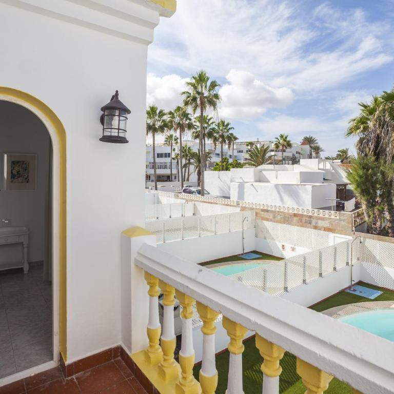 Galera Beach Boutique Art Villas with Private Pools, Free Wifi & BBQ, Corralejo by Amazzzing Travel - Villa Playa - 13