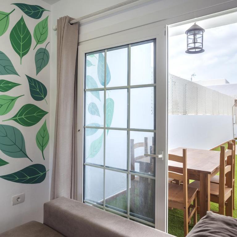 Galera Beach Boutique Art Villas with Private Pools, Free Wifi & BBQ, Corralejo by Amazzzing Travel - Villa privada - 16