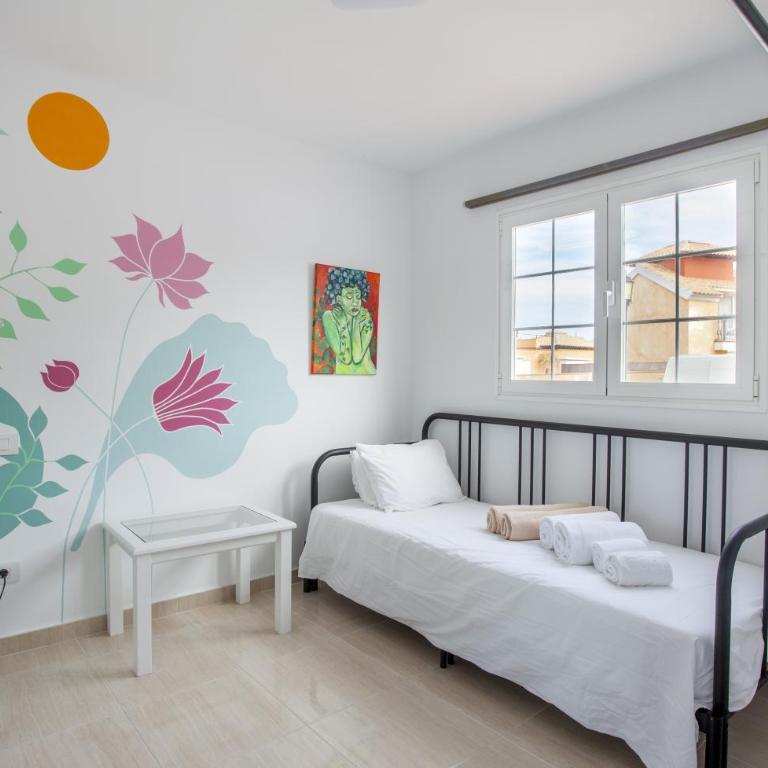 Galera Beach Boutique Art Villas with Private Pools, Free Wifi & BBQ, Corralejo by Amazzzing Travel - Villa privada - 8