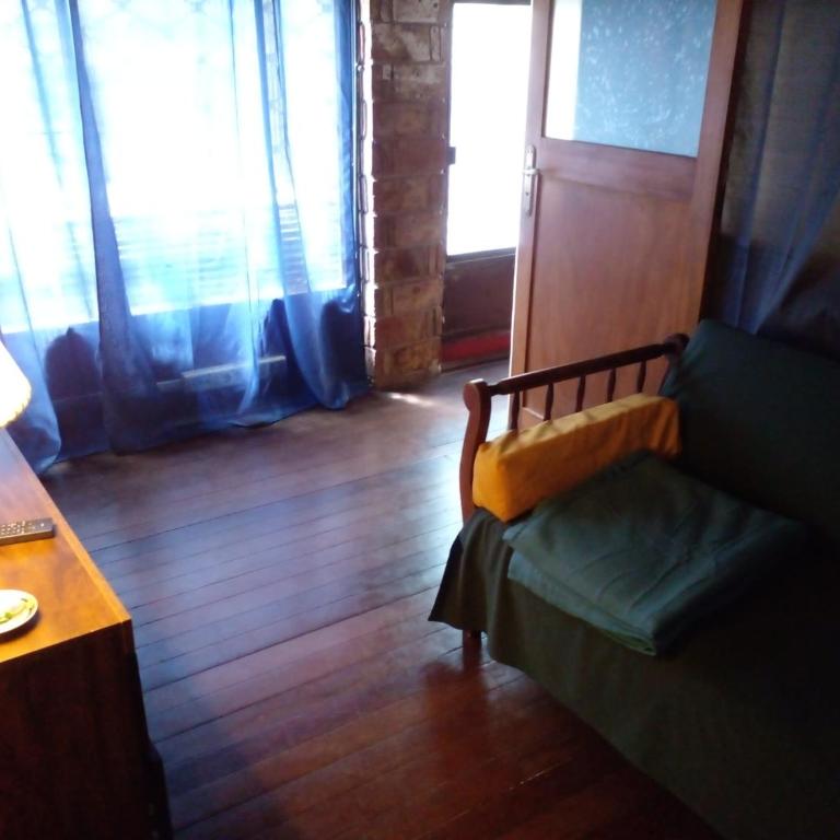 Sarandí Lofts - Basic Triple Room with Shared Bathroom - 6