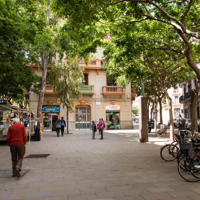 Rustic Poble Sec Apartment - Two-Bedroom Apartment - 17