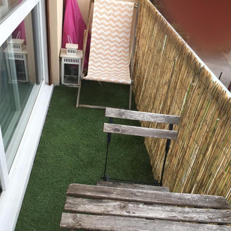 2 Pièces - Quartier Calme - Parking gratuit - Appartement 1 Chambre - 10